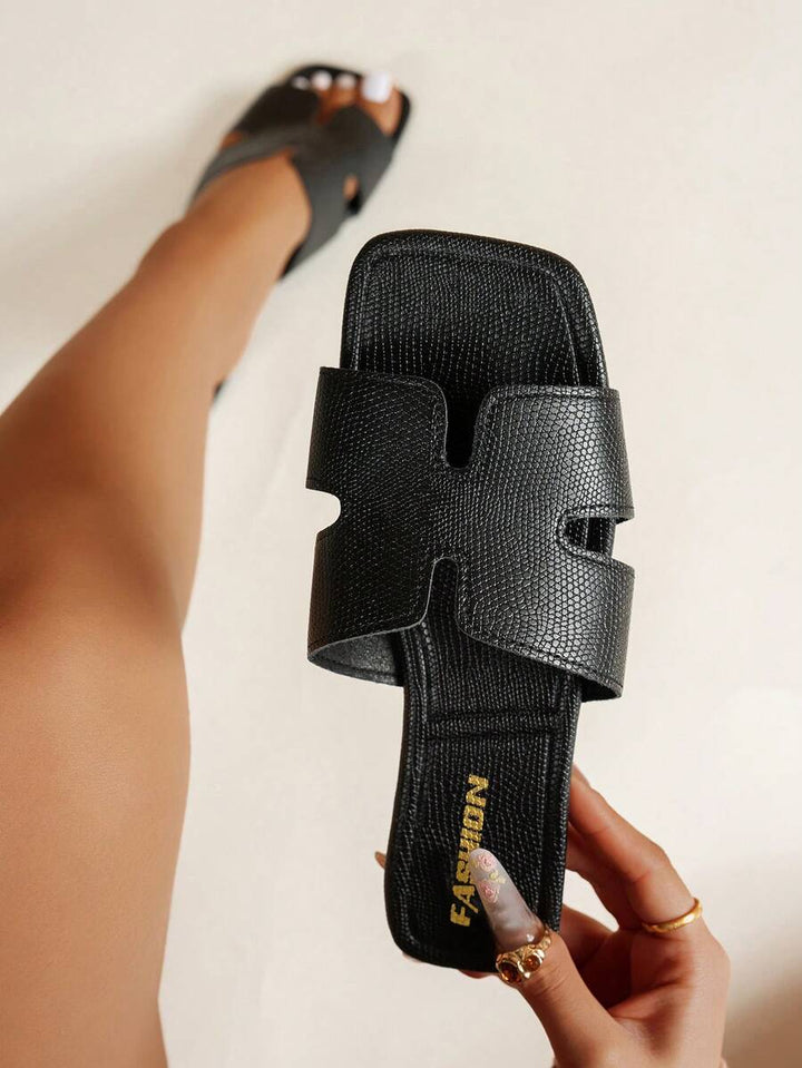 Elara Stylish Sandal