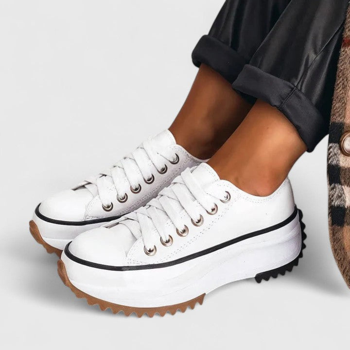 Eveloise Comfortable Sneakers