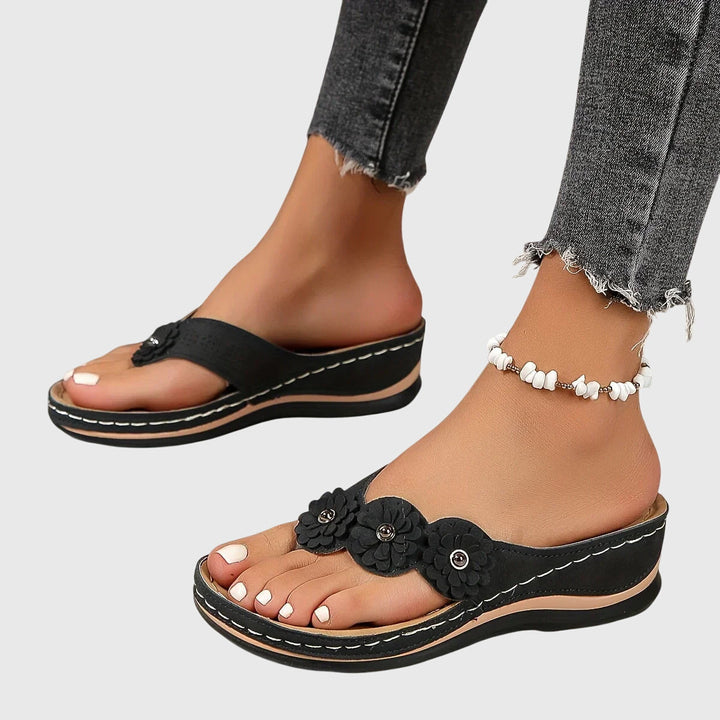 Alexis Orthopedic Flip Flops - Black