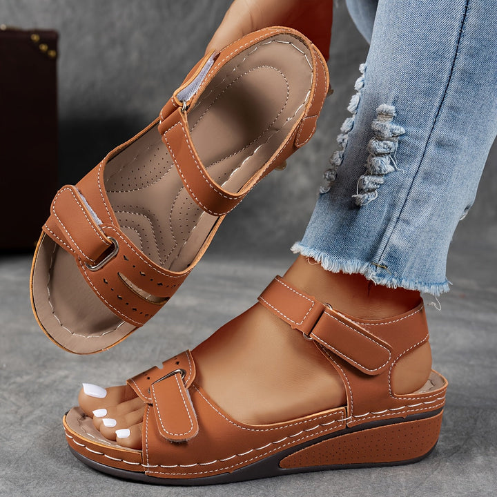 Janet Orthopedic Comfort Flex Sandals - Brown