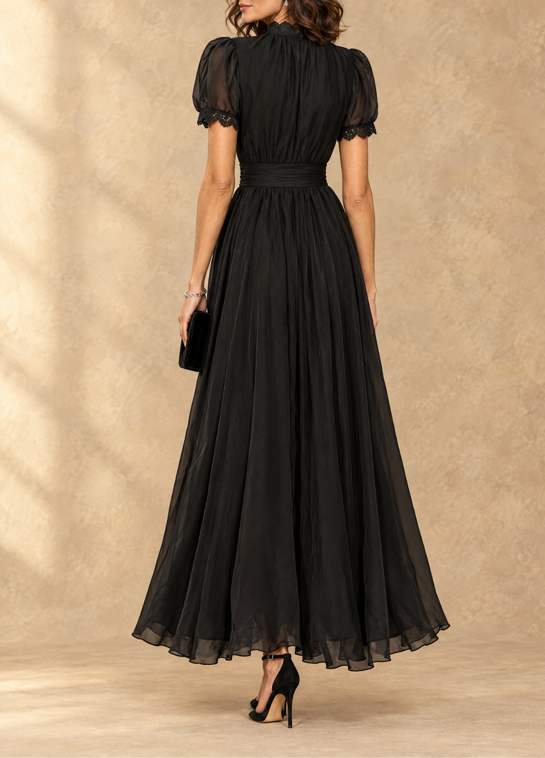 Elia Keyhole Maxi Dress - Black