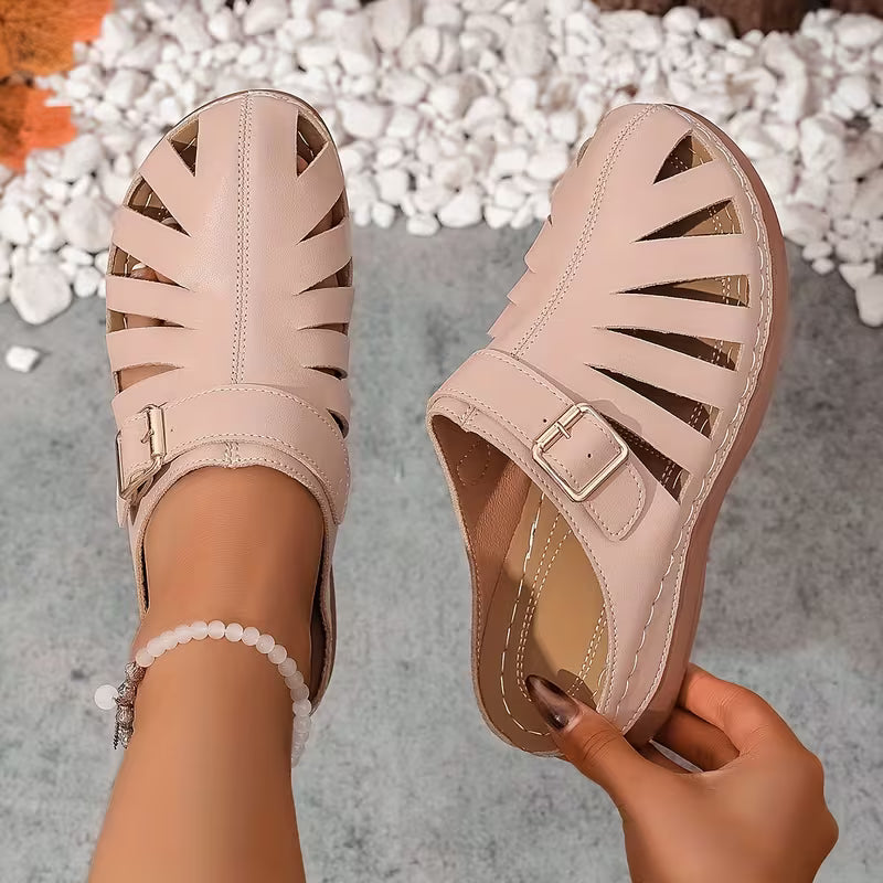 Alvena Closed-Toe Cut-Out Buckle Flat Sandals