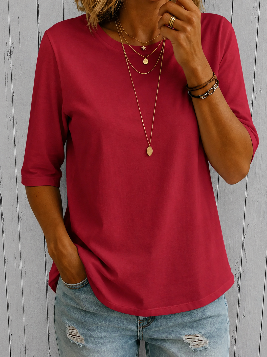 Calvera Comfort Coverage Tee