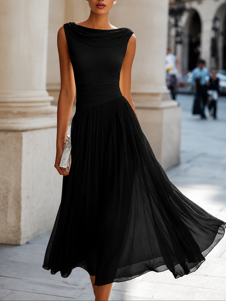 Iselle | Pleated Midi Dress
