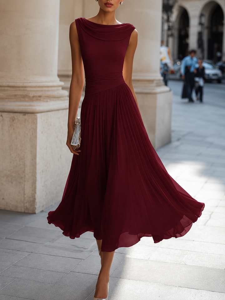 Iselle | Pleated Midi Dress