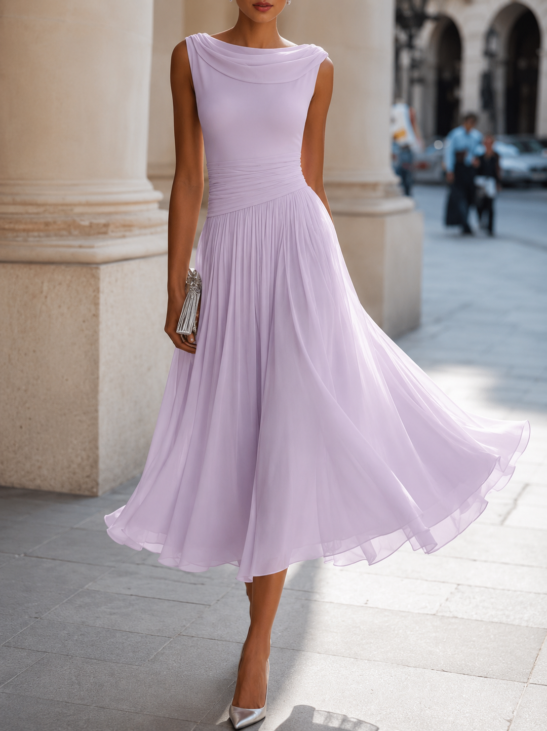 Iselle | Pleated Midi Dress