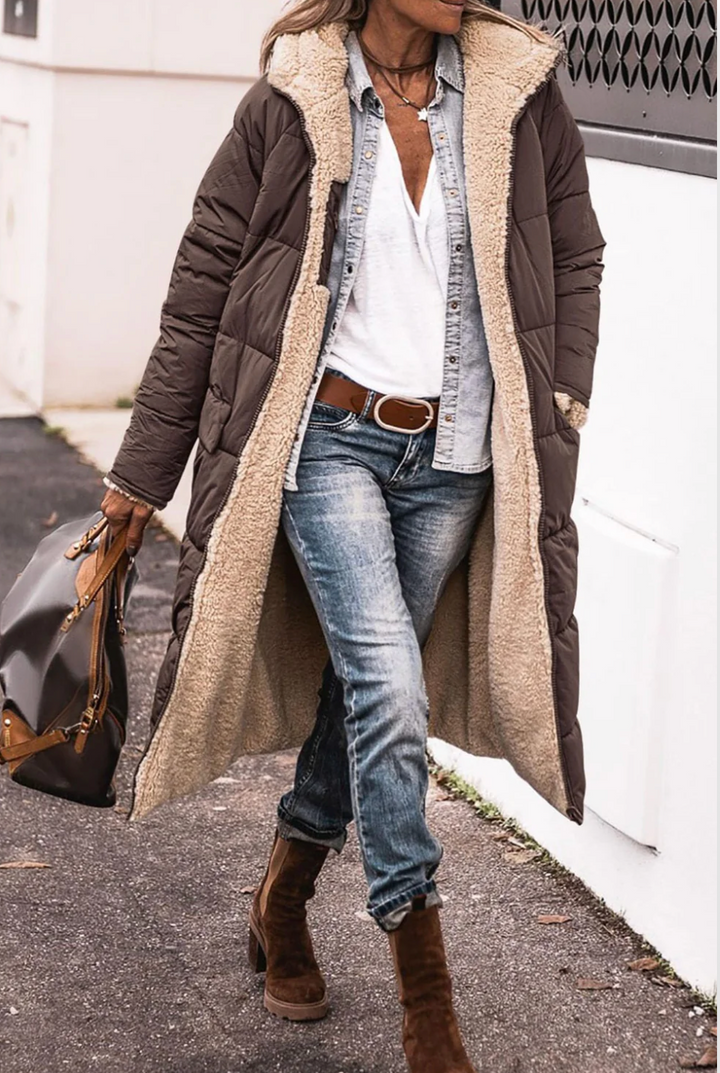 Tânia - Warm Reversible Cape