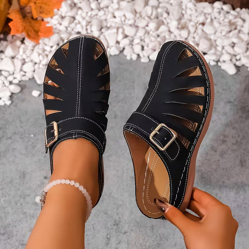 Alvena Closed-Toe Cut-Out Buckle Flat Sandals