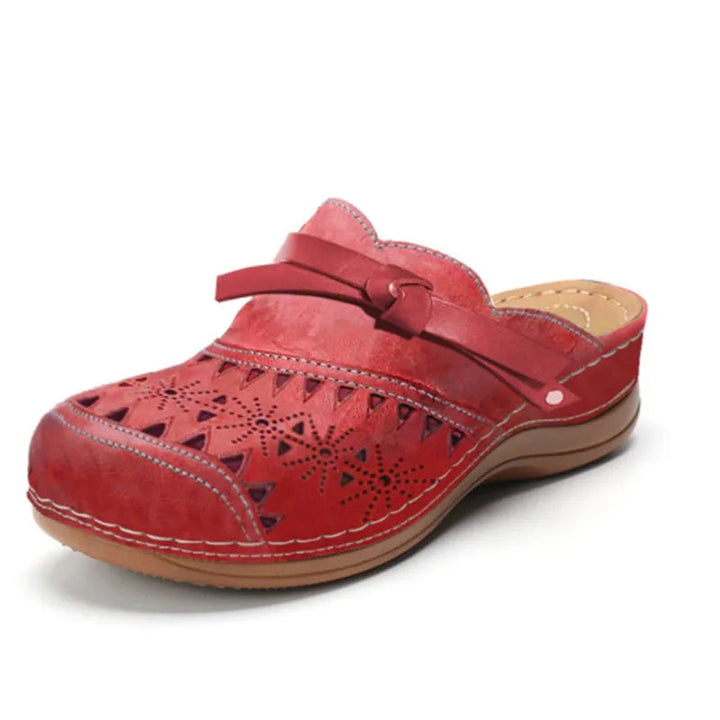 Lya clogs detail