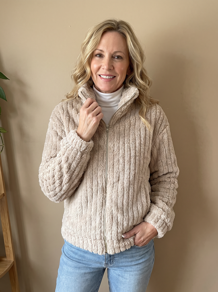 Roberta Cozy Zip-Up Jacket